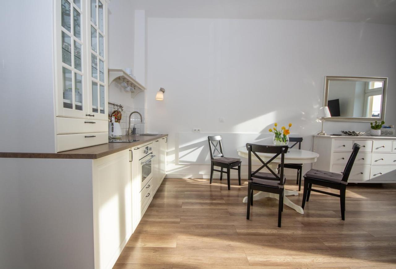 Inpoint Wielopole 32 Boutique Apartments Old Town&Kazimierz District Krakow Dış mekan fotoğraf